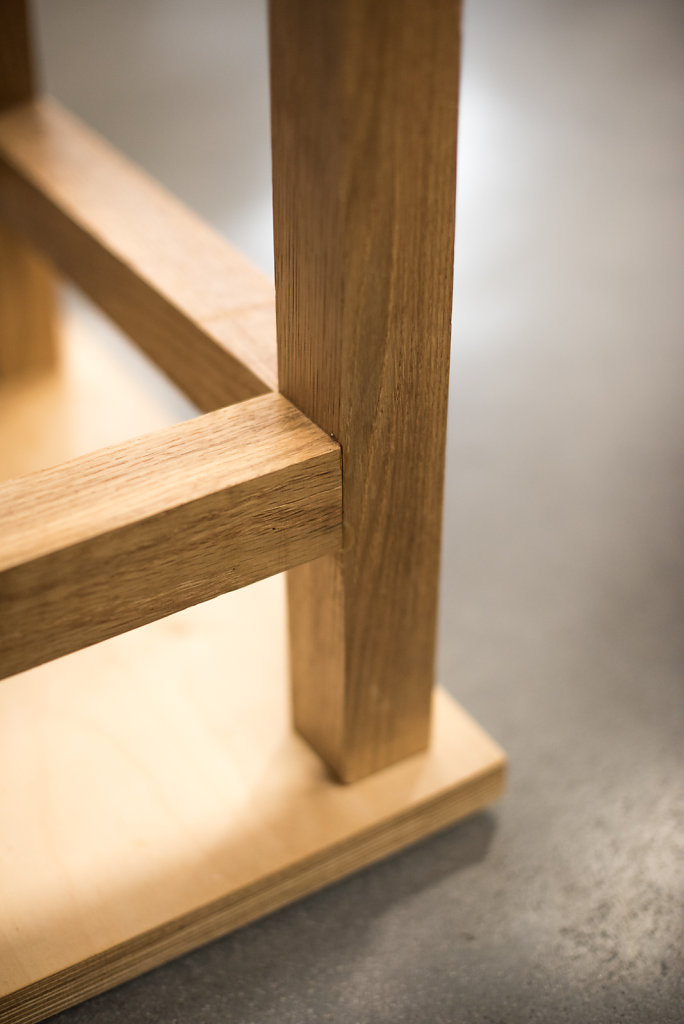 Uthman  coffee table